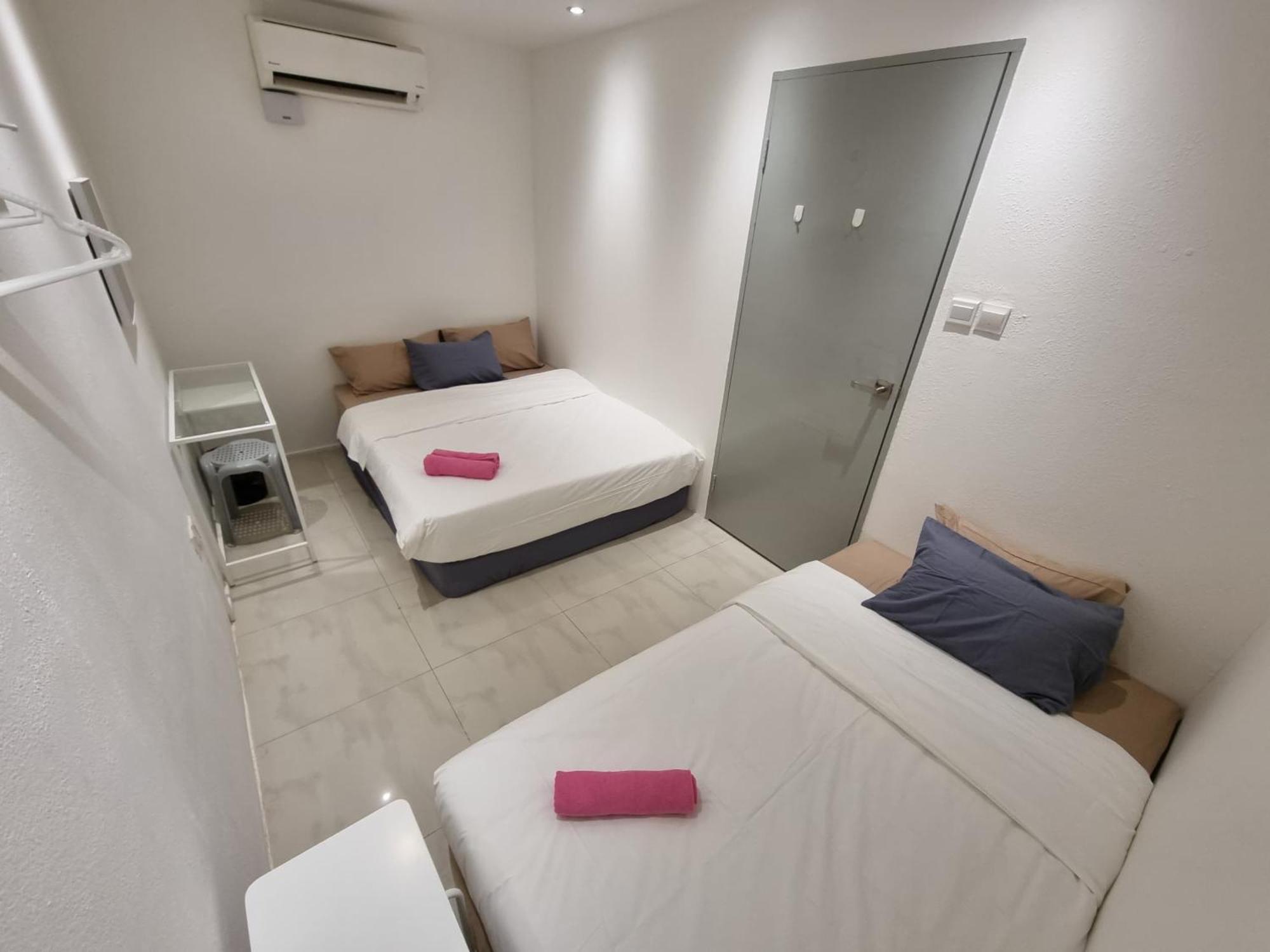 One Point Hotel Кучинг Екстериор снимка