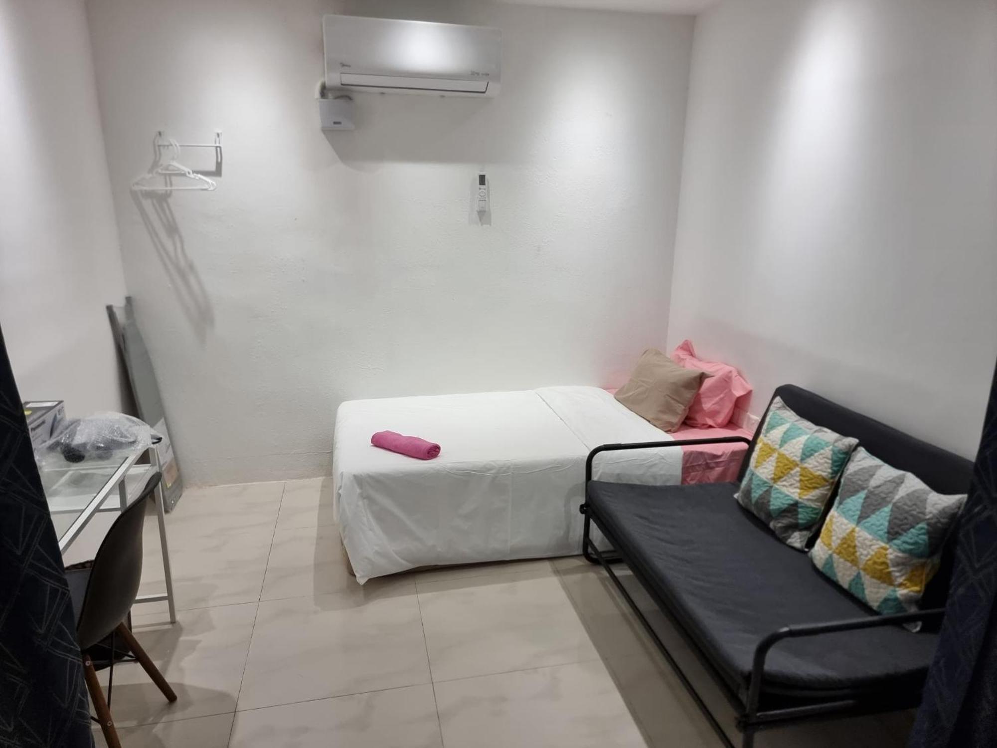 One Point Hotel Кучинг Екстериор снимка